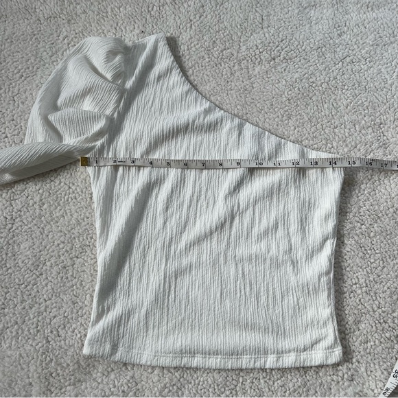 Dynamite One Shoulder Top - Picture 7 of 8